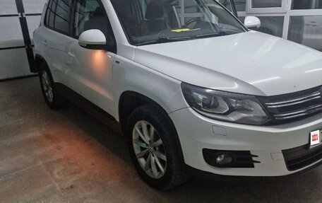 Volkswagen Tiguan I, 2015 год, 1 550 000 рублей, 4 фотография