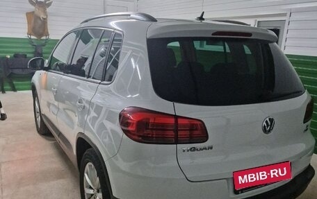 Volkswagen Tiguan I, 2015 год, 1 550 000 рублей, 2 фотография