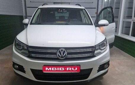 Volkswagen Tiguan I, 2015 год, 1 550 000 рублей, 1 фотография