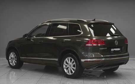Volkswagen Touareg III, 2015 год, 2 619 000 рублей, 2 фотография