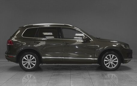 Volkswagen Touareg III, 2015 год, 2 619 000 рублей, 5 фотография