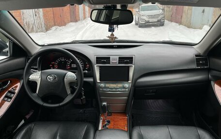Toyota Camry, 2008 год, 1 200 000 рублей, 17 фотография