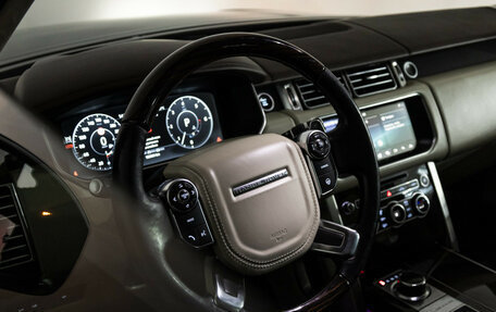 Land Rover Range Rover IV рестайлинг, 2017 год, 5 900 000 рублей, 39 фотография