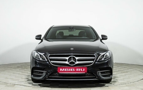 Mercedes-Benz E-Класс, 2019 год, 3 549 898 рублей, 2 фотография