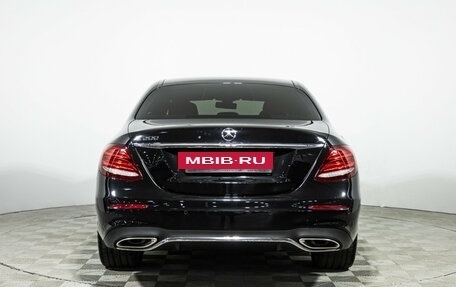 Mercedes-Benz E-Класс, 2019 год, 3 549 898 рублей, 6 фотография