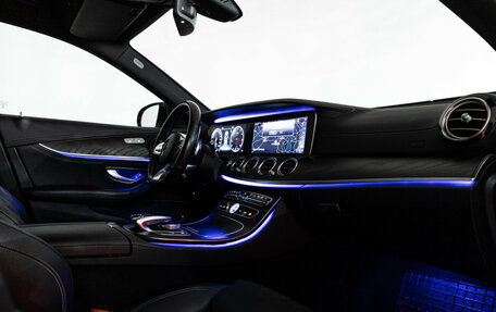 Mercedes-Benz E-Класс, 2019 год, 3 549 898 рублей, 32 фотография