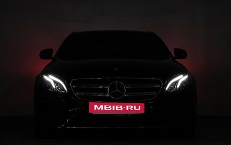 Mercedes-Benz E-Класс, 2019 год, 3 549 898 рублей, 30 фотография