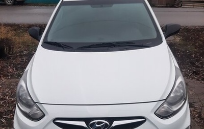 Hyundai Solaris II рестайлинг, 2014 год, 830 000 рублей, 1 фотография