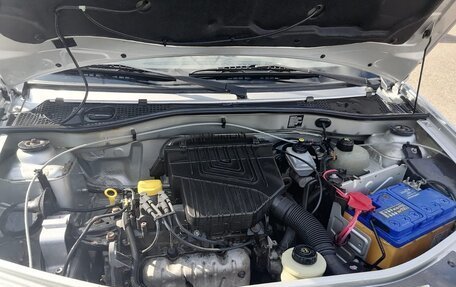 Renault Logan I, 2013 год, 400 000 рублей, 5 фотография