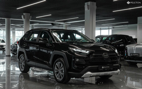 Toyota RAV4, 2025 год, 4 300 000 рублей, 2 фотография