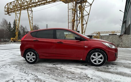 Hyundai Solaris II рестайлинг, 2011 год, 540 000 рублей, 6 фотография