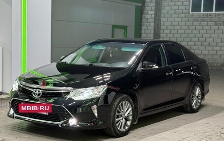 Toyota Camry, 2014 год, 1 650 000 рублей, 2 фотография