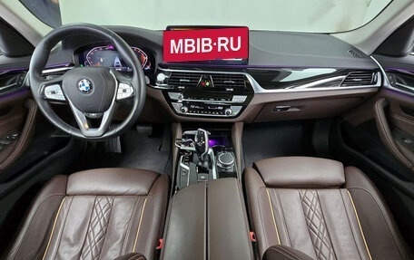 BMW 5 серия, 2021 год, 4 300 000 рублей, 6 фотография