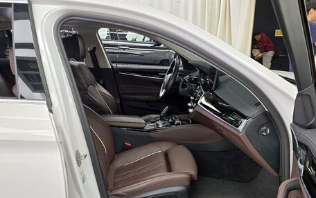 BMW 5 серия, 2021 год, 4 300 000 рублей, 10 фотография