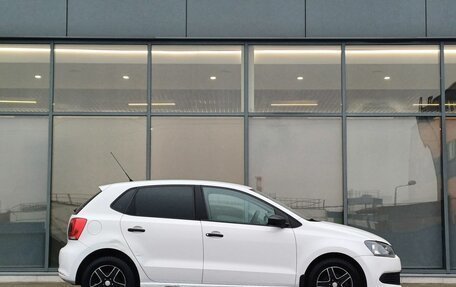 Volkswagen Polo VI (EU Market), 2010 год, 499 000 рублей, 3 фотография