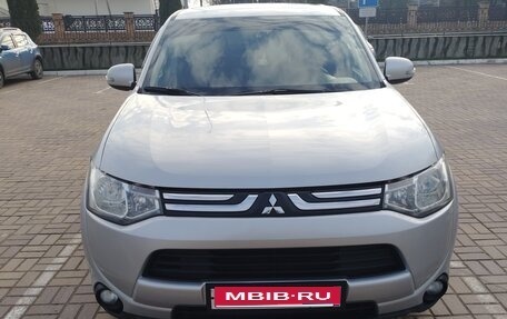 Mitsubishi Outlander III рестайлинг 3, 2013 год, 1 500 000 рублей, 1 фотография