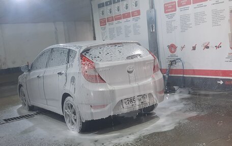 Hyundai Solaris II рестайлинг, 2013 год, 780 000 рублей, 4 фотография