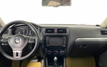 Volkswagen Jetta VI, 2012 год, 1 049 000 рублей, 5 фотография