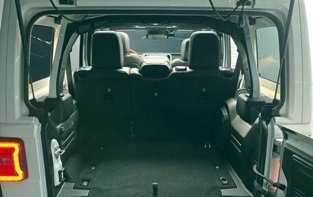 Jeep Wrangler, 2024 год, 6 360 000 рублей, 5 фотография