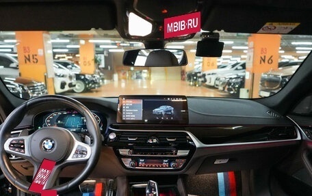 BMW 5 серия, 2022 год, 5 990 000 рублей, 7 фотография