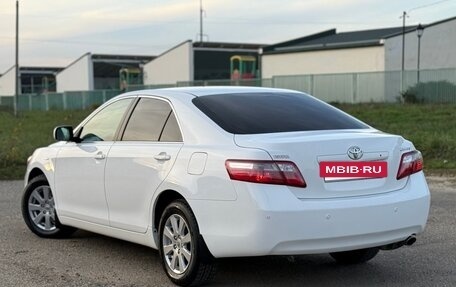 Toyota Camry, 2008 год, 1 150 000 рублей, 4 фотография
