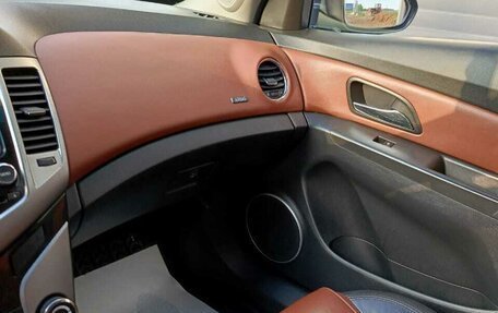 Chevrolet Cruze II, 2012 год, 680 000 рублей, 7 фотография