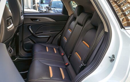 FAW Bestune T77, 2022 год, 1 890 000 рублей, 9 фотография