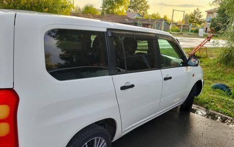 Toyota Succeed I рестайлинг, 2008 год, 600 000 рублей, 9 фотография