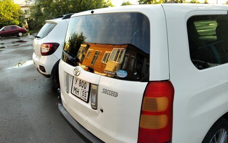 Toyota Succeed I рестайлинг, 2008 год, 600 000 рублей, 32 фотография