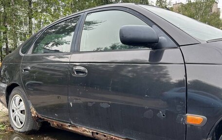 Toyota Avensis III рестайлинг, 1998 год, 280 000 рублей, 5 фотография