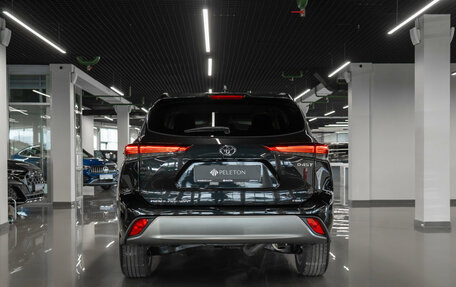 Toyota Highlander, 2025 год, 6 150 000 рублей, 6 фотография