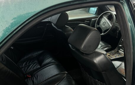 Mercedes-Benz E-Класс, 1996 год, 499 000 рублей, 10 фотография