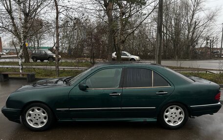 Mercedes-Benz E-Класс, 1996 год, 499 000 рублей, 4 фотография