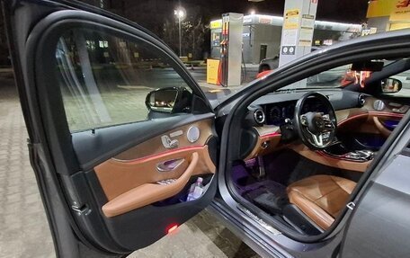 Mercedes-Benz E-Класс, 2019 год, 5 200 000 рублей, 9 фотография