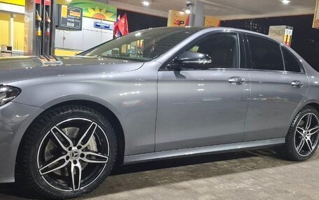 Mercedes-Benz E-Класс, 2019 год, 5 200 000 рублей, 5 фотография