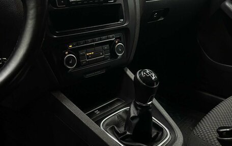 Volkswagen Jetta VI, 2012 год, 1 150 000 рублей, 16 фотография