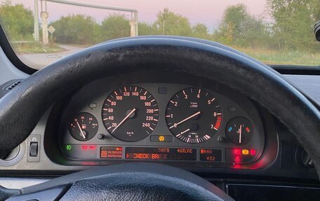 BMW 5 серия, 1997 год, 750 000 рублей, 10 фотография