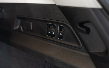 Mercedes-Benz GLE, 2025 год, 15 390 000 рублей, 32 фотография