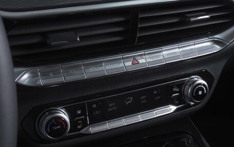 FAW Bestune T77, 2024 год, 2 120 000 рублей, 16 фотография