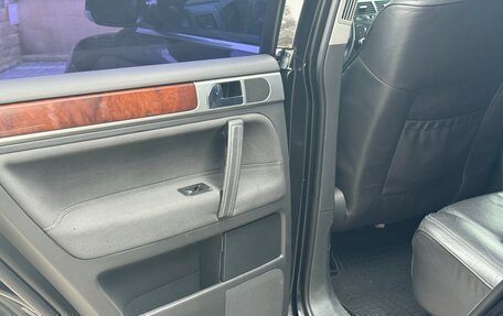 Volkswagen Touareg III, 2008 год, 970 000 рублей, 14 фотография