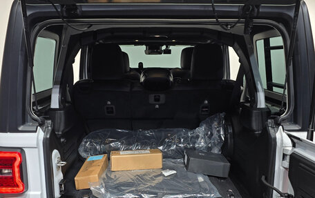 Jeep Wrangler, 2023 год, 7 140 000 рублей, 20 фотография