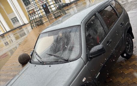 Chevrolet Niva I рестайлинг, 2012 год, 330 000 рублей, 6 фотография