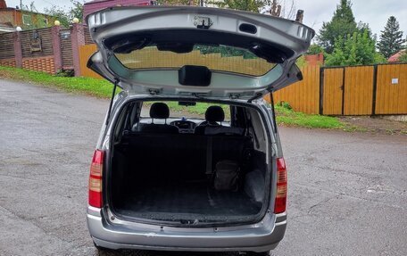 Toyota Succeed I рестайлинг, 2008 год, 715 000 рублей, 2 фотография