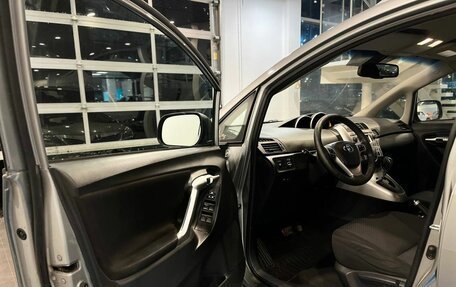 Toyota Verso I, 2010 год, 1 195 000 рублей, 18 фотография