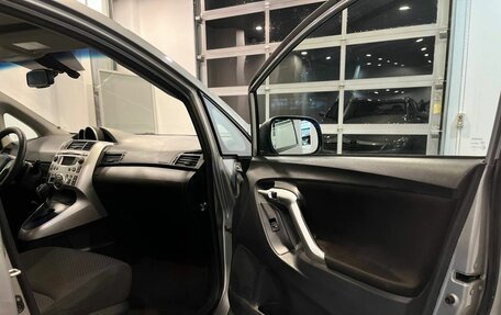 Toyota Verso I, 2010 год, 1 195 000 рублей, 24 фотография