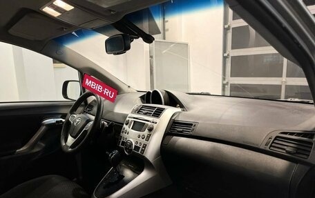 Toyota Verso I, 2010 год, 1 195 000 рублей, 12 фотография