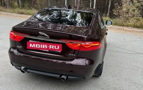 Jaguar XF II, 2016 год, 2 100 000 рублей, 17 фотография