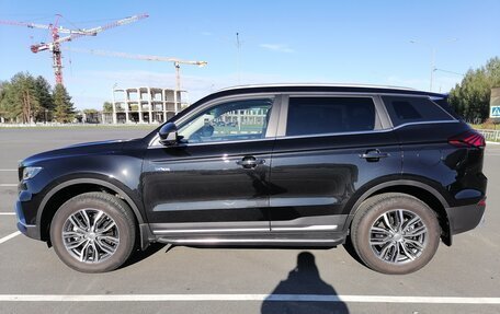 Geely Atlas, 2023 год, 2 300 000 рублей, 4 фотография