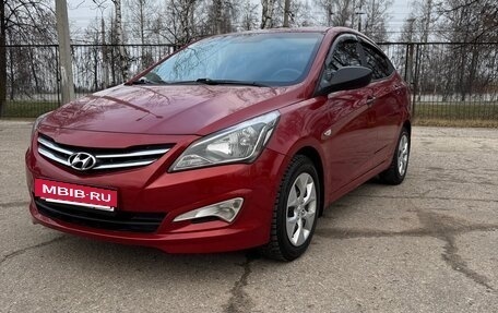 Hyundai Solaris II рестайлинг, 2014 год, 1 090 000 рублей, 2 фотография