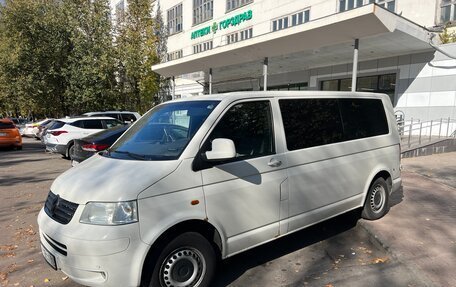 Volkswagen Transporter T5 рестайлинг, 2007 год, 1 200 000 рублей, 2 фотография